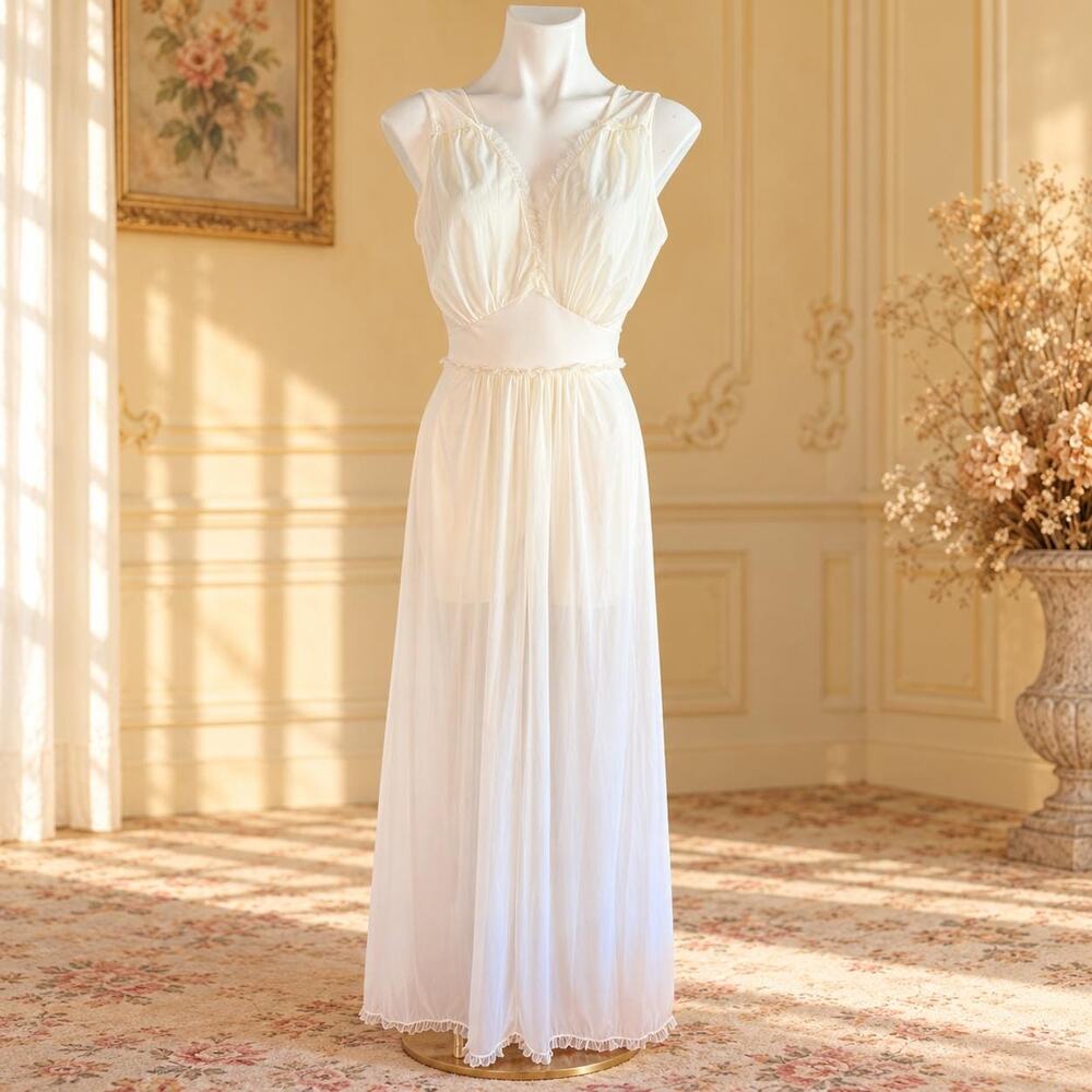 Vintage Vanity Fair 1950s Ivory Goddess Maxi Nightgown Dress Size 34